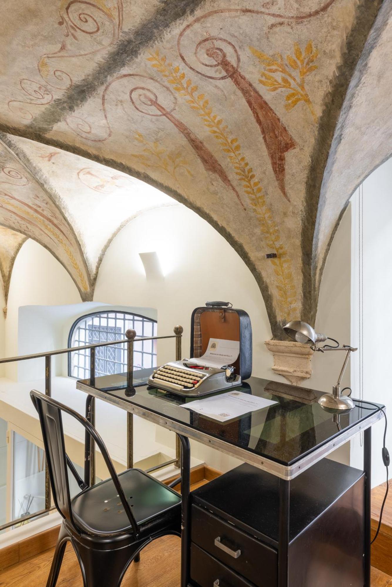 Apartment Navona - With Autentic 1500 Fresco Rome